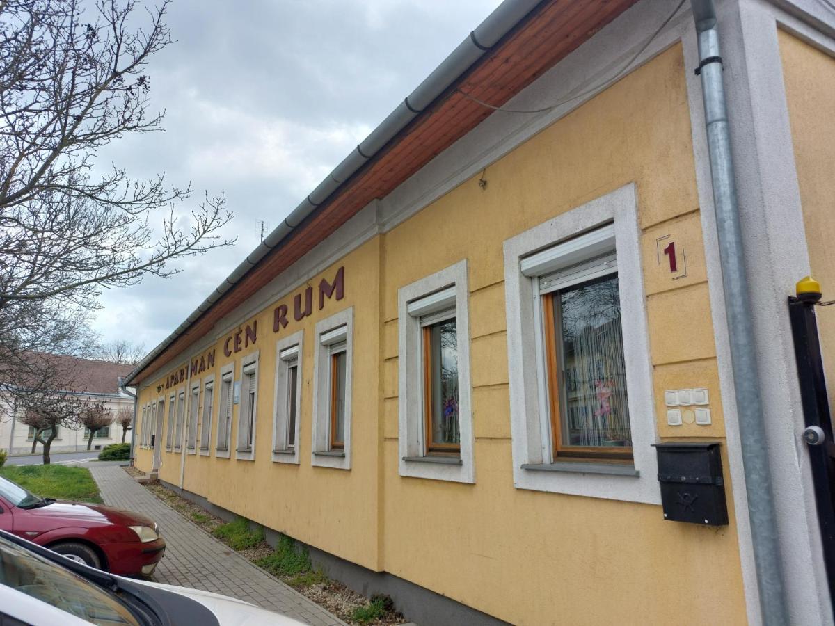 Apartmancentrum Jula Exterior foto